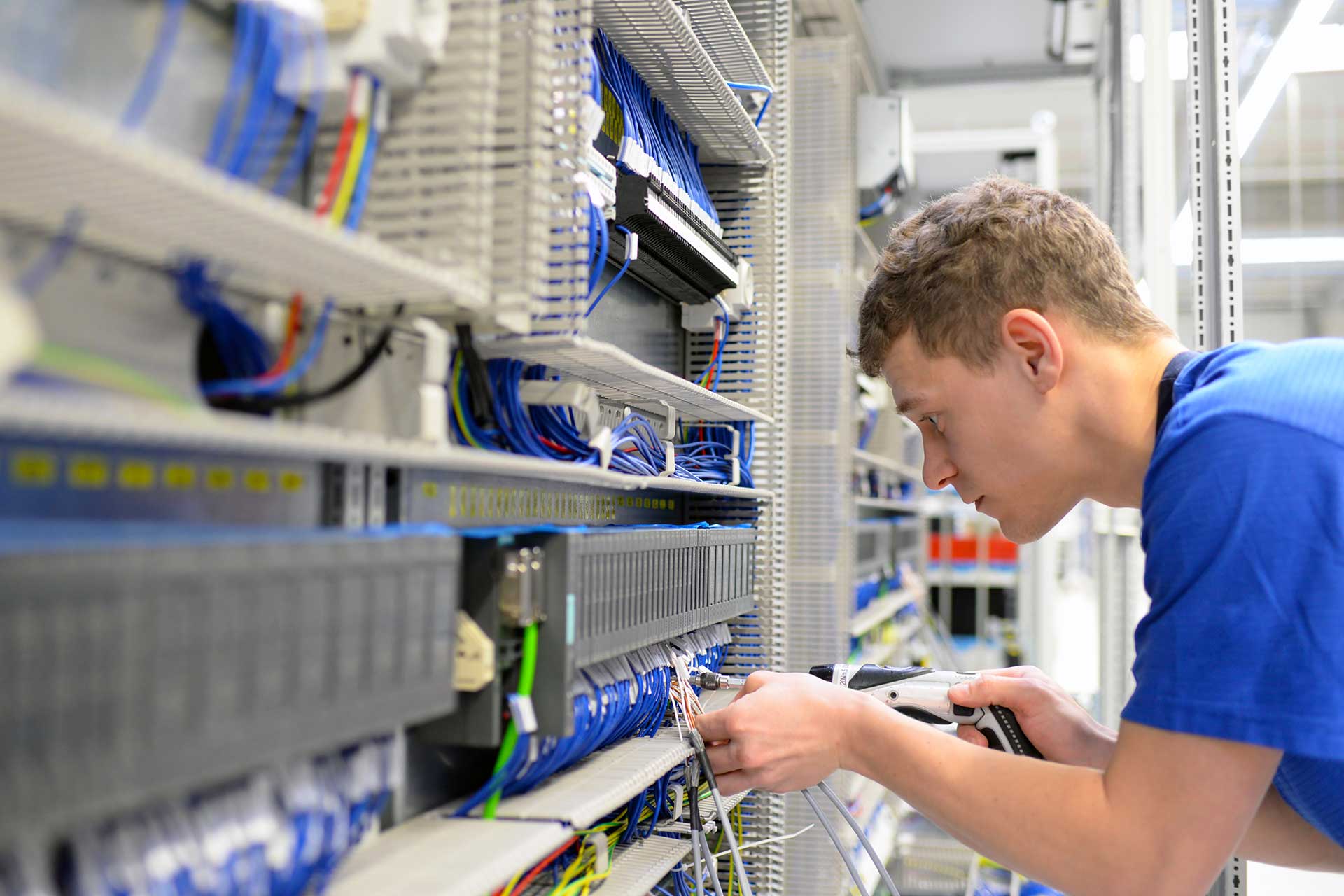 Elektroniker / Elektriker als Servicetechniker